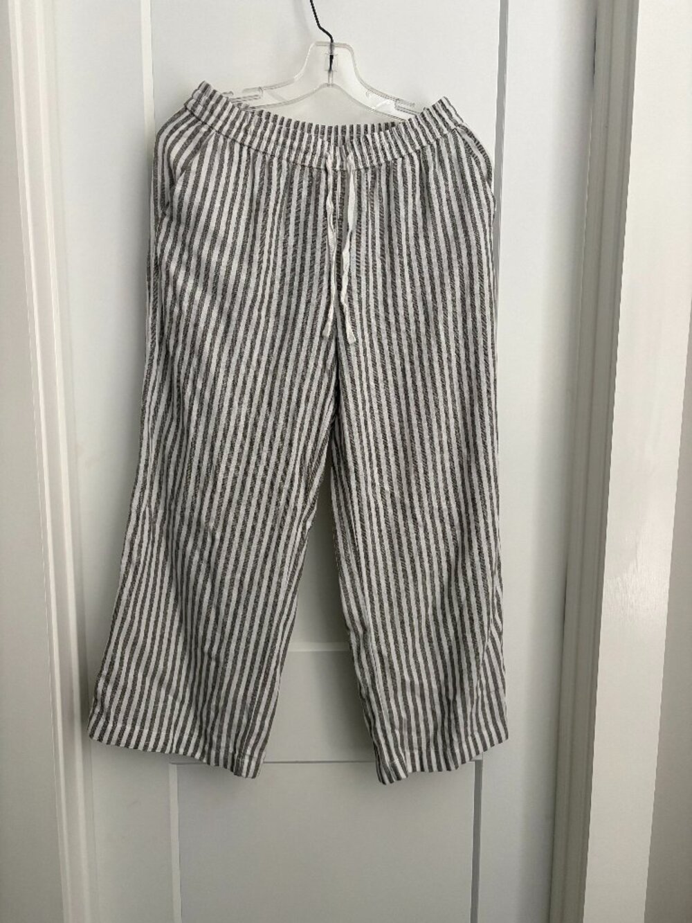 Caslon Gray & White Striped Wide Leg Cropped Linen Pants – XS - Pre-owned
